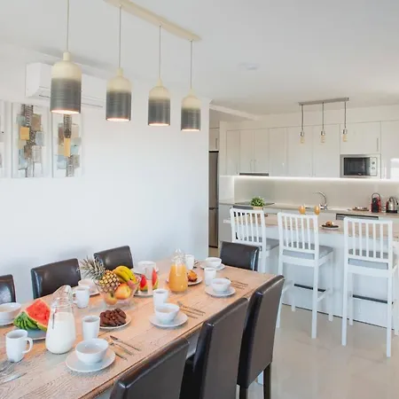 Vista Reina - Luxury 6 Bedroom - Vista Lobos - Playa Blanca (Lanzarote)