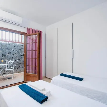 Vista Reina - Luxury 6 Bedroom - Vista Lobos - *