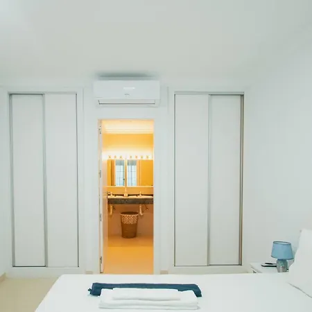 Vista Reina - Luxury 6 Bedroom - Vista Lobos - Villa *